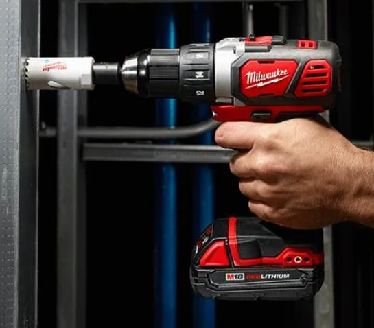 [A] (MIL-2606-22CT) TALADRO/DESTORNILLADOR 1/2 18 V M18 C/2 BAT. COMPACTAS Y CARGADOR 0-1,800 RPM