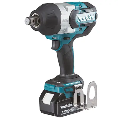 LLAVE IMPACTO 3/4" V.V.R.3 VEL. 0 A 1,800-2,000-2,200 IPM M/BL IND. TORQUE S/BAT Y CARG C/LUZ 18V
