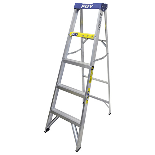 ESCALERA DE TIJERA TIPO 3 DE ALUMINIO Y TAPA PLASTICA CON 4 PELDAÑOS