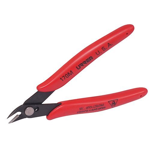 [URR-170M] PINZA PARA ELECTRICISTA CON MANGO RUBBER GRIP CORTE AL RAS 22° DE 5-1/8"